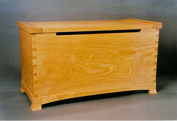 Blanket Chest in Sweet Chestnut