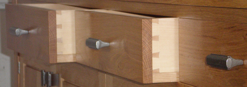 Sideboard -  detail